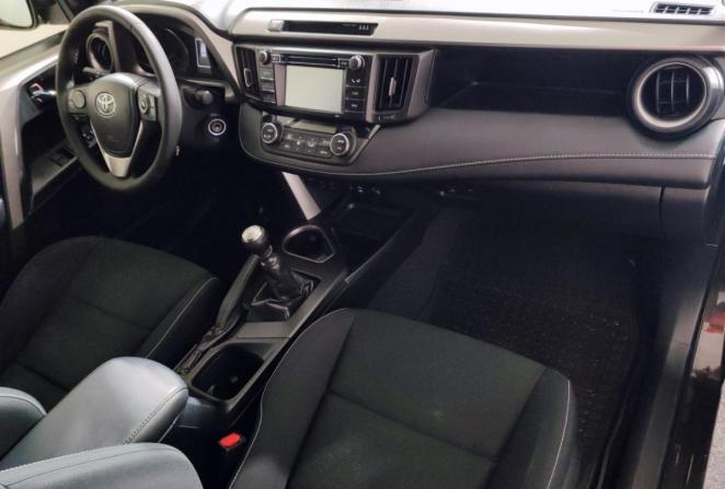 Toyota RAV4 IV (XA40) Рестайлинг с пробегом 2016 года, цена 1 880 000 рублей, 226719 км, внедорожник, Автокод Объявления