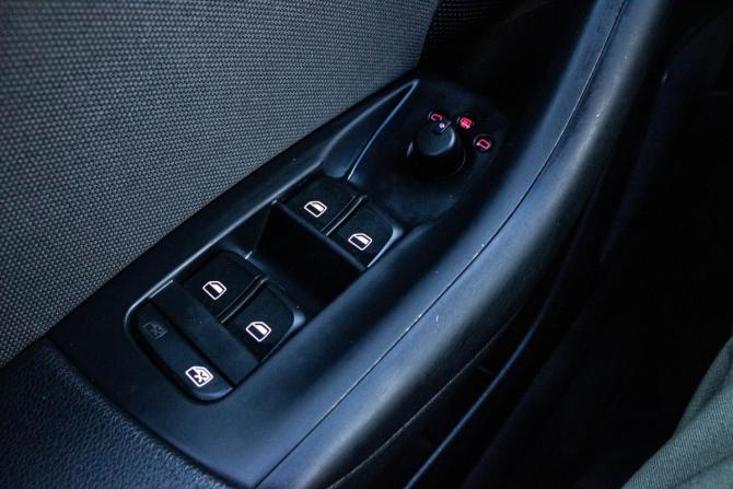 Audi Q3 I (8U) с пробегом 2013 года, цена 1 625 000 рублей, 179151 км, внедорожник, Автокод Объявления