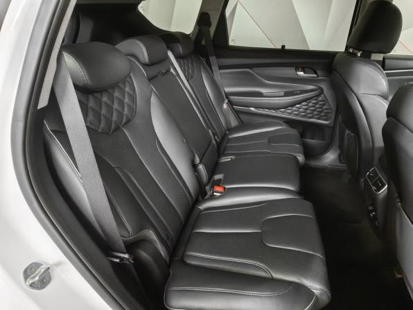 Hyundai Santa Fe IV Рестайлинг с пробегом 2021 года, цена 4 080 000 рублей, 53293 км, внедорожник, Автокод Объявления