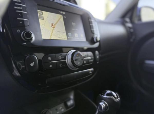 Kia Soul II Рестайлинг с пробегом 2018 года, цена 1 499 000 рублей, 156332 км, хэтчбек, Автокод Объявления