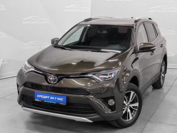 Toyota RAV4 IV (XA40) Рестайлинг с пробегом 2018 года, цена 2 650 000 рублей, 116702 км, внедорожник, Автокод Объявления