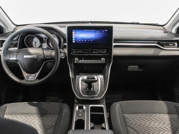 Haval M6 II с пробегом 2024 года, цена 1 984 300 рублей, 17000 км, внедорожник, Автокод Объявления