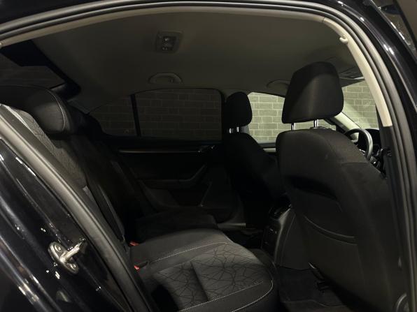 Skoda Octavia III (A7) Рестайлинг с пробегом 2019 года, цена 1 731 000 рублей, 82494 км, лифтбек, Автокод Объявления