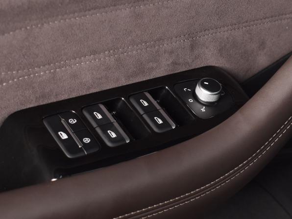Geely Monjaro I Рестайлинг 2 с пробегом 2025 года, цена 3 949 995 рублей, 26 км, внедорожник, Автокод Объявления
