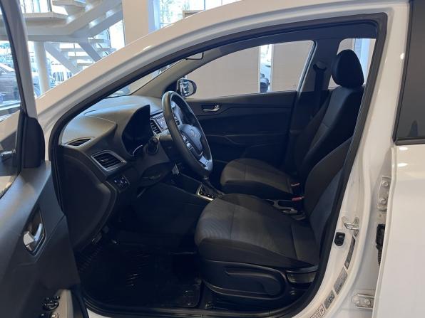 Hyundai Solaris II Рестайлинг с пробегом 2022 года, цена 1 774 000 рублей, 97425 км, седан, Автокод Объявления