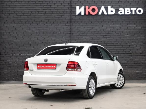 Volkswagen Polo V Рестайлинг с пробегом 2020 года, цена 1 110 000 рублей, 126366 км, седан, Автокод Объявления