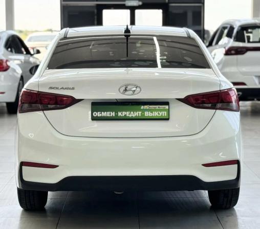 Hyundai Solaris II с пробегом 2017 года, цена 1 099 000 рублей, 98000 км, седан, Автокод Объявления