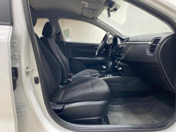 Kia Rio IV Рестайлинг с пробегом 2022 года, цена 1 750 000 рублей, 63500 км, седан, Автокод Объявления