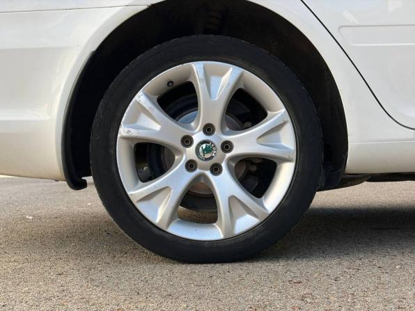 Skoda Octavia II (A5) Рестайлинг с пробегом 2012 года, цена 720 000 рублей, 163738 км, лифтбек, Автокод Объявления