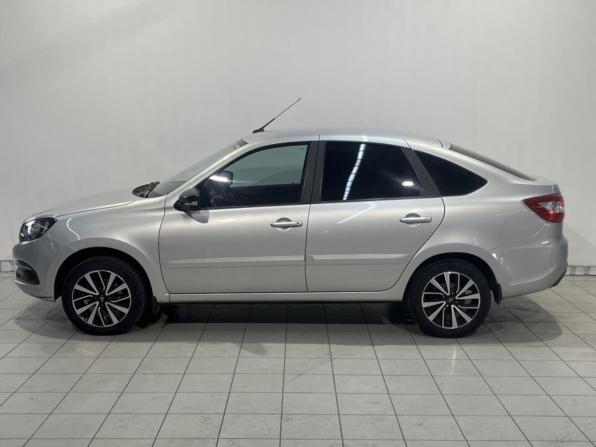 Lada (ВАЗ) Granta I Рестайлинг с пробегом 2022 года, цена 820 200 рублей, 37872 км, лифтбек, Автокод Объявления