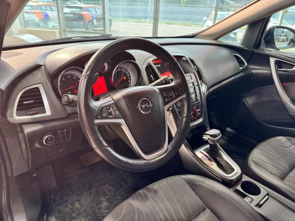 Opel Astra J Рестайлинг с пробегом 2014 года, цена 785 000 рублей, 182555 км, хэтчбек, Автокод Объявления