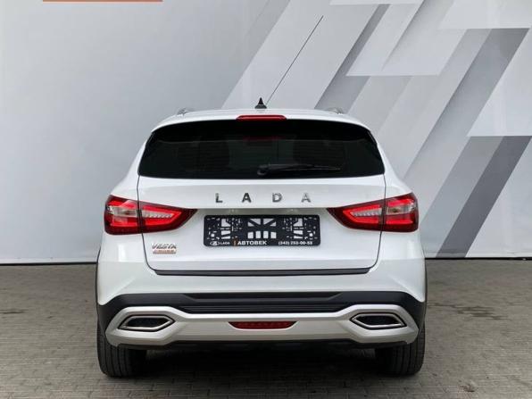 Lada (ВАЗ) Vesta I Рестайлинг (NG) с пробегом 2024 года, цена 1 489 000 рублей, 49285 км, универсал, Автокод Объявления