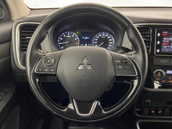 Mitsubishi Outlander III Рестайлинг 2 с пробегом 2018 года, цена 1 875 000 рублей, 146118 км, внедорожник, Автокод Объявления