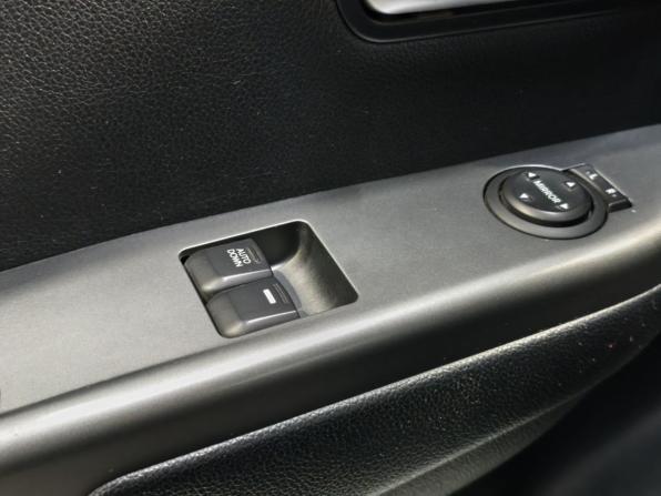 Kia Rio III Рестайлинг с пробегом 2015 года, цена 1 095 000 рублей, 100027 км, седан, Автокод Объявления