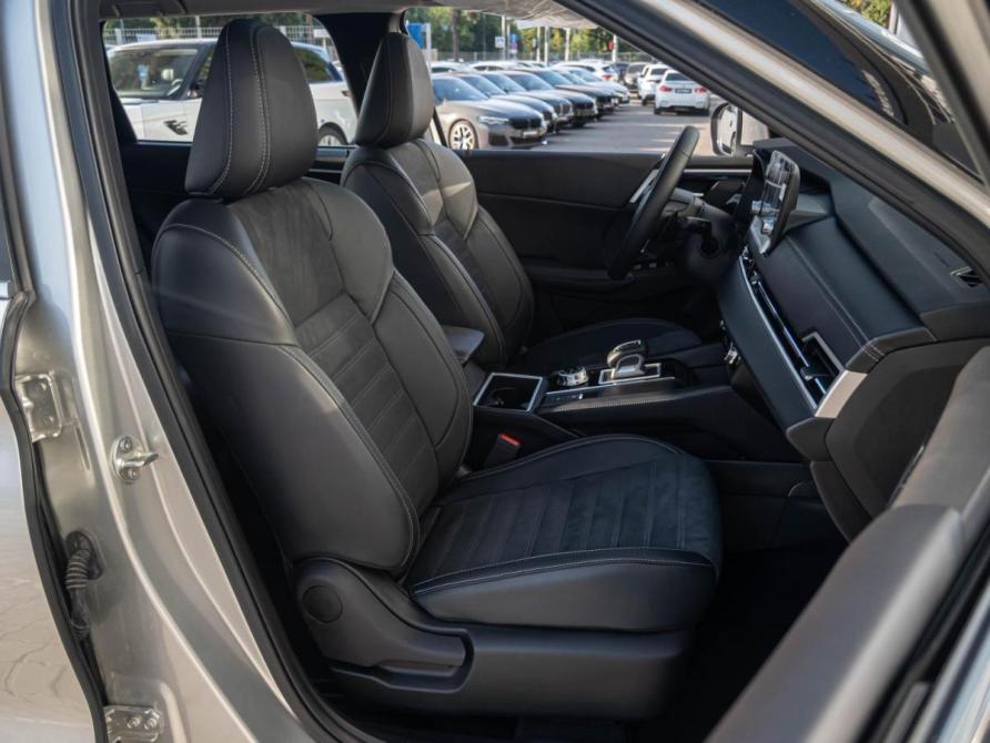 Mitsubishi Outlander IV Краснодар  - изображение 8