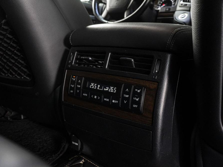 Toyota Land Cruiser 200 Series Рестайлинг 2 Тюмень  - изображение 17