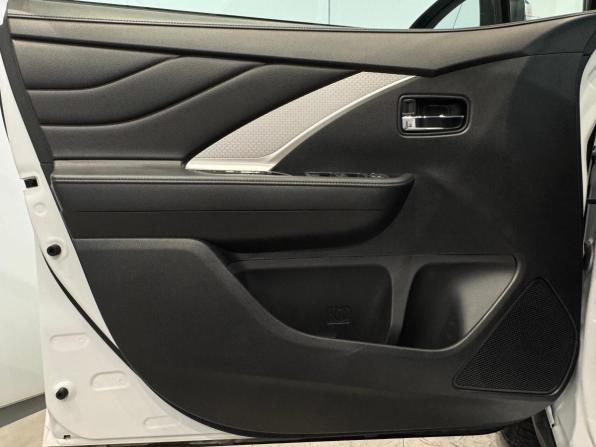 Mitsubishi Xpander I Рестайлинг с пробегом 2023 года, цена 2 550 000 рублей, 30058 км, внедорожник, Автокод Объявления