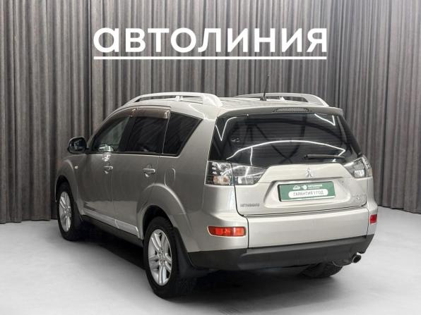 Mitsubishi Outlander II с пробегом 2008 года, цена 1 029 000 рублей, 290000 км, внедорожник, Автокод Объявления