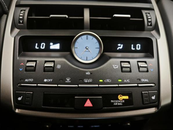 Lexus NX I Рестайлинг с пробегом 2019 года, цена 3 795 000 рублей, 106618 км, внедорожник, Автокод Объявления