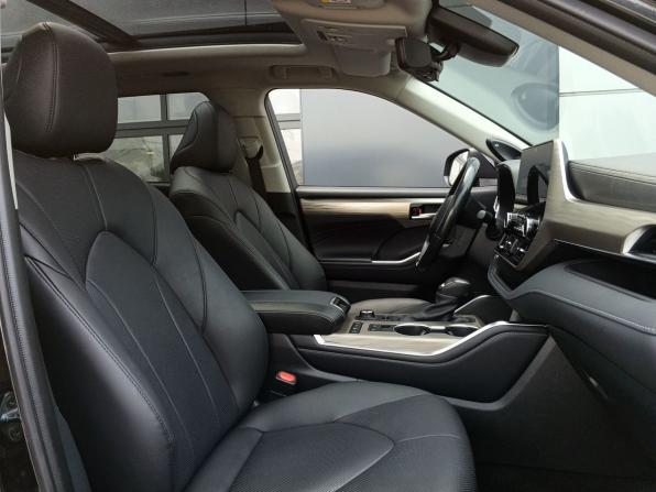 Toyota Highlander IV (XU70) с пробегом 2025 года, цена 4 759 000 рублей, 22320 км, внедорожник, Автокод Объявления