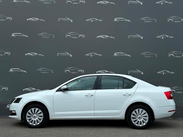 Skoda Octavia III (A7) Рестайлинг с пробегом 2019 года, цена 1 788 200 рублей, 77485 км, лифтбек, Автокод Объявления