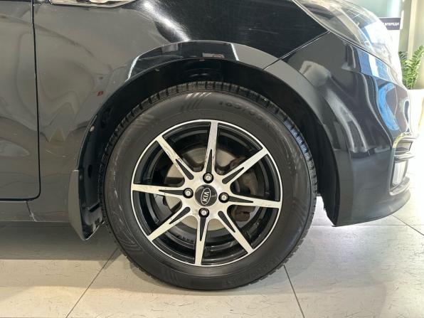 Kia Rio III Рестайлинг с пробегом 2015 года, цена 945 000 рублей, 100802 км, седан, Автокод Объявления