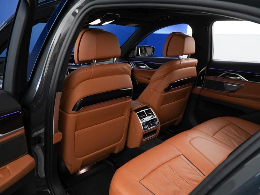 BMW 7 серии VI (G11/G12) Рестайлинг Москва  - изображение 12