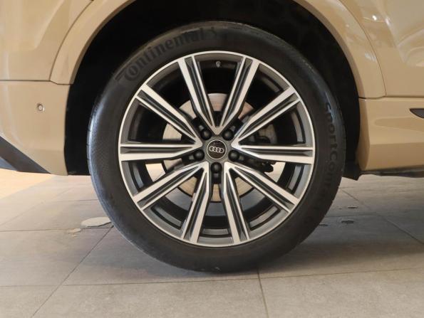 Audi Q8 I (4M) Рестайлинг с пробегом 2024 года, цена 11 500 000 рублей, 24591 км, внедорожник, Автокод Объявления