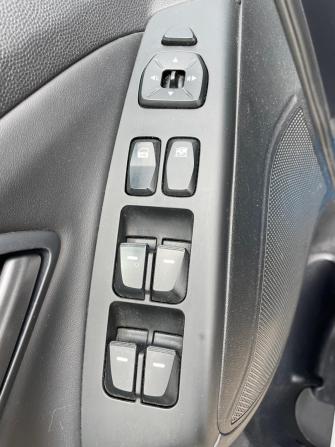 Hyundai ix35 I Рестайлинг с пробегом 2014 года, цена 1 580 000 рублей, 215700 км, внедорожник, Автокод Объявления