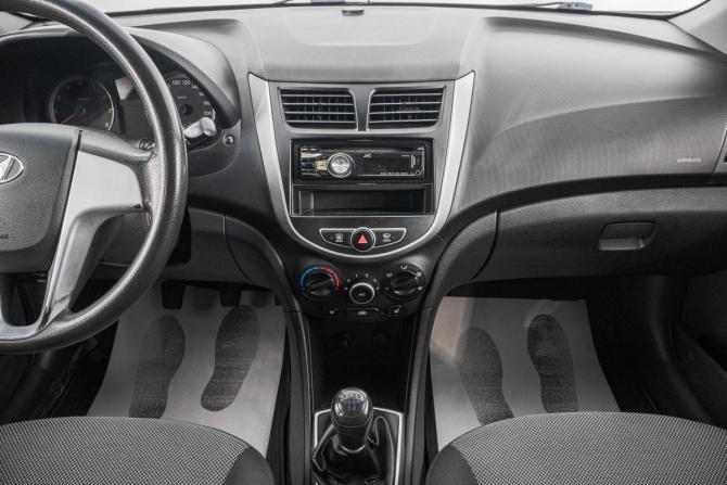 Hyundai Solaris I с пробегом 2012 года, цена 699 000 рублей, 151000 км, седан, Автокод Объявления