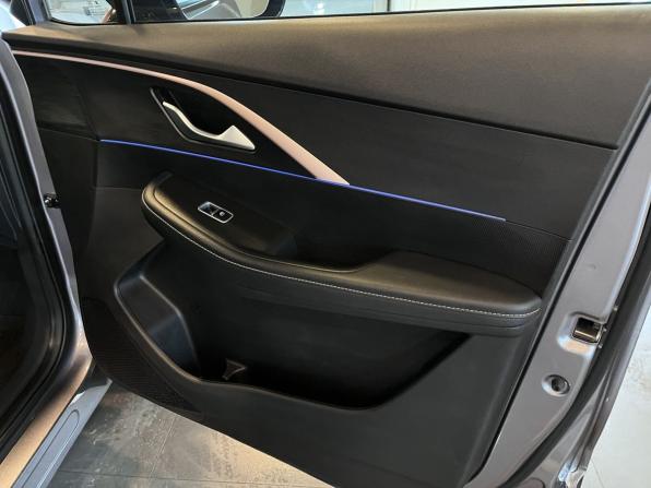 Omoda C5 I с пробегом 2024 года, цена 2 000 000 рублей, 43758 км, внедорожник, Автокод Объявления