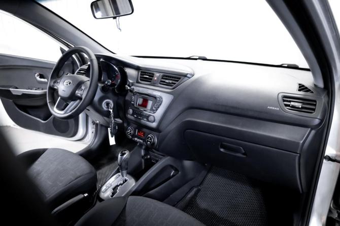 Kia Rio III с пробегом 2013 года, цена 899 000 рублей, 177411 км, седан, Автокод Объявления