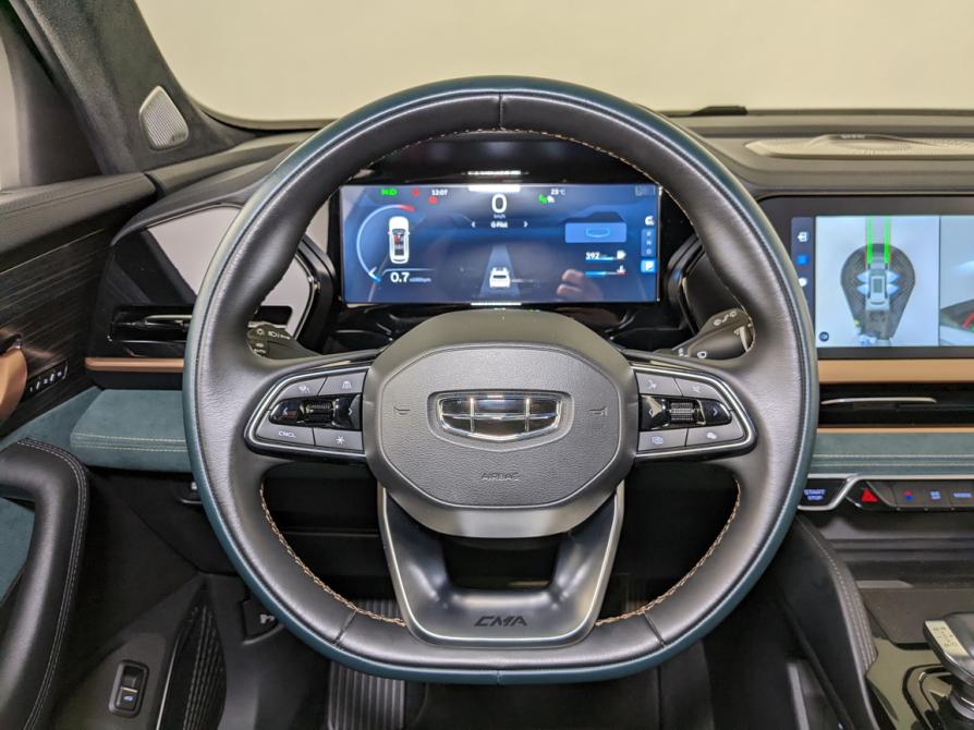 Geely Monjaro I Москва  - изображение 23