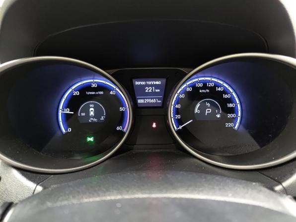 Hyundai ix35 I с пробегом 2011 года, цена 1 090 000 рублей, 295656 км, внедорожник, Автокод Объявления
