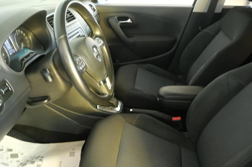 Volkswagen Polo V Омск  - изображение 8