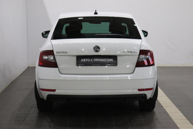 Skoda Octavia III (A7) Рестайлинг с пробегом 2018 года, цена 1 907 000 рублей, 78327 км, лифтбек, Автокод Объявления