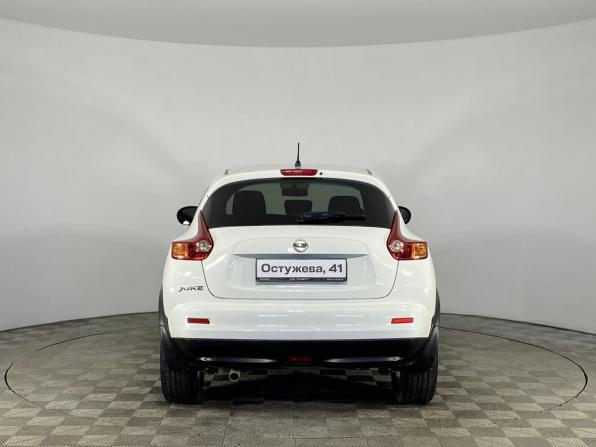 Nissan Juke I с пробегом 2011 года, цена 1 035 000 рублей, 90140 км, внедорожник, Автокод Объявления