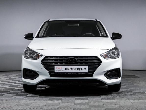 Hyundai Solaris II с пробегом 2017 года, цена 1 250 000 рублей, 88000 км, седан, Автокод Объявления
