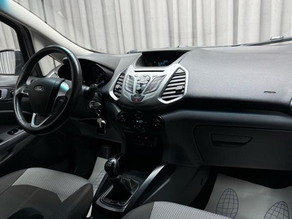 Ford EcoSport II с пробегом 2017 года, цена 1 299 000 рублей, 65897 км, внедорожник, Автокод Объявления