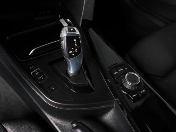 BMW 3 серии VI (F3x) Рестайлинг с пробегом 2016 года, цена 1 600 000 рублей, 275000 км, седан, Автокод Объявления