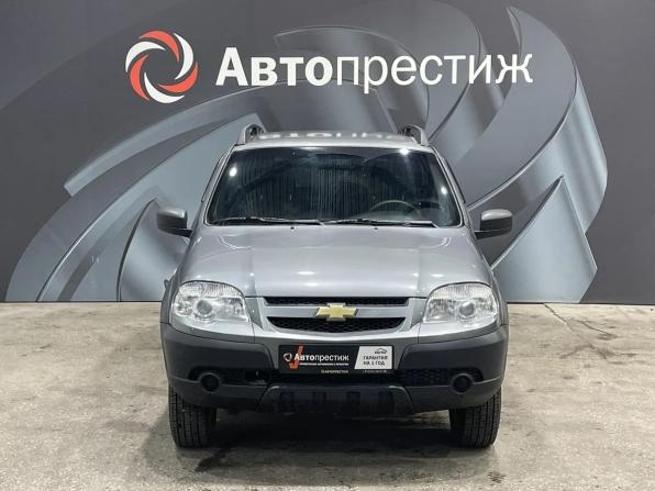 Chevrolet Niva I Рестайлинг с пробегом 2019 года, цена 800 000 рублей, 95000 км, внедорожник, Автокод Объявления