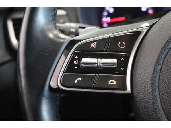 Kia Optima IV Рестайлинг с пробегом 2019 года, цена 1 946 000 рублей, 32175 км, седан, Автокод Объявления