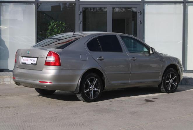 Skoda Octavia II (A5) Рестайлинг с пробегом 2011 года, цена 820 000 рублей, 187303 км, лифтбек, Автокод Объявления