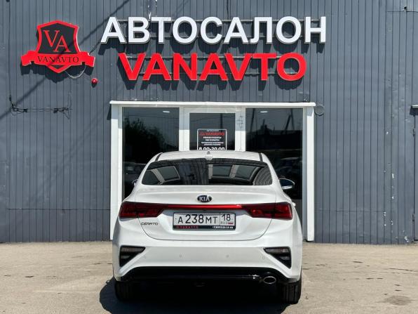 Kia Cerato IV с пробегом 2021 года, цена 2 035 000 рублей, 60124 км, седан, Автокод Объявления