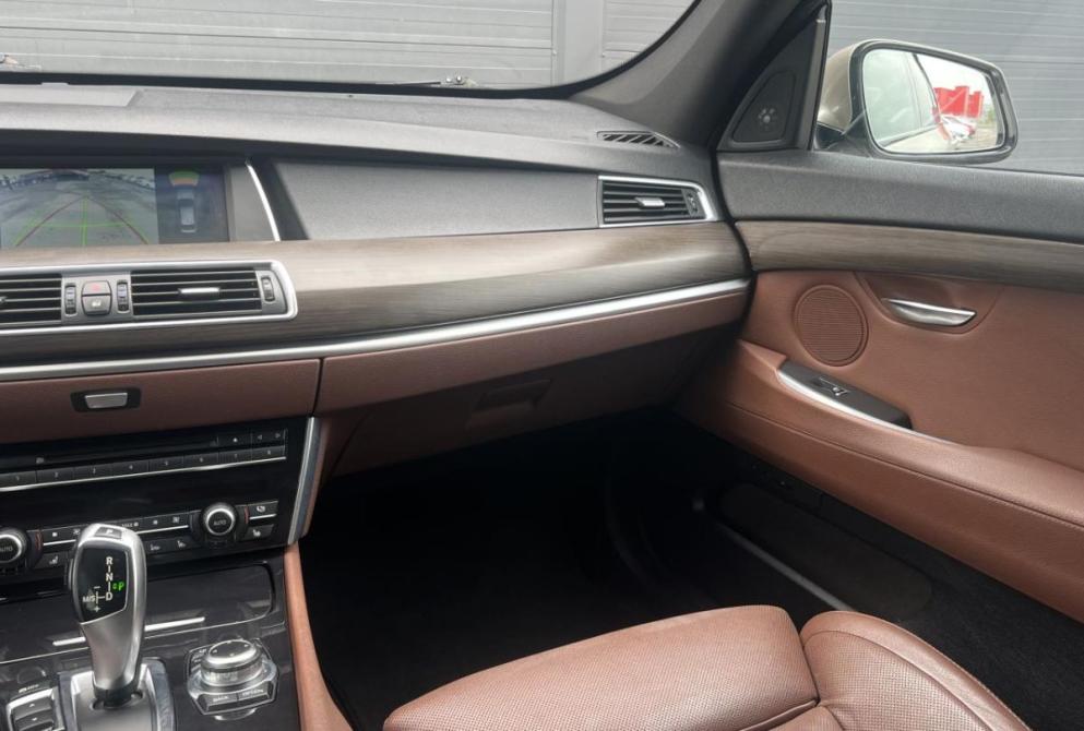 BMW 5 серии VI (F10/F11/F07) Красноярск  - изображение 18