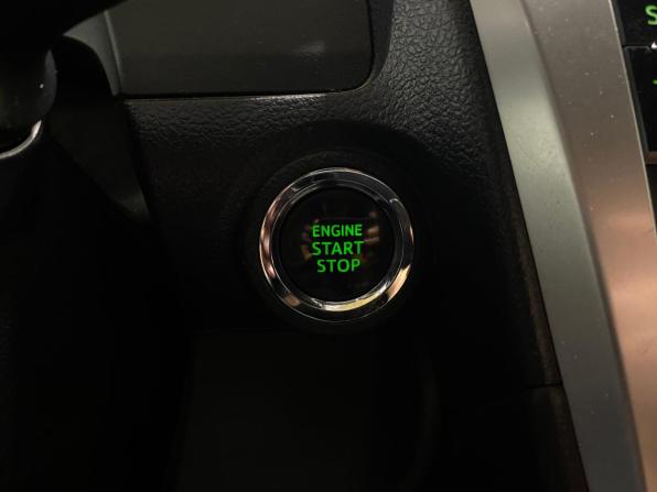 Toyota Camry VII (XV50) с пробегом 2014 года, цена 1 350 000 рублей, 323900 км, седан, Автокод Объявления