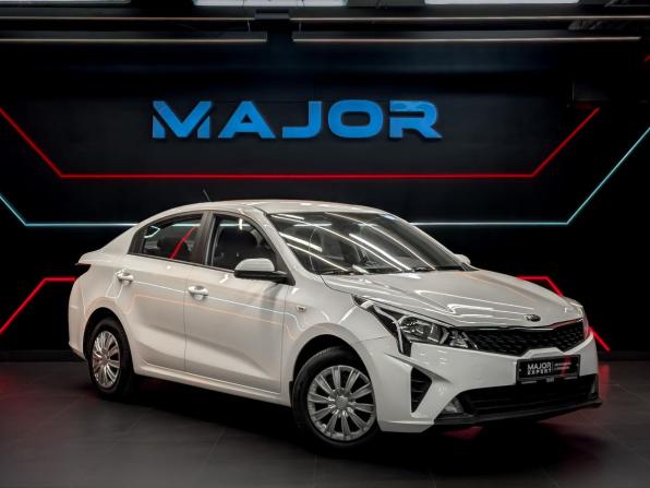 Kia Rio IV Рестайлинг с пробегом 2021 года, цена 1 390 000 рублей, 97751 км, седан, Автокод Объявления