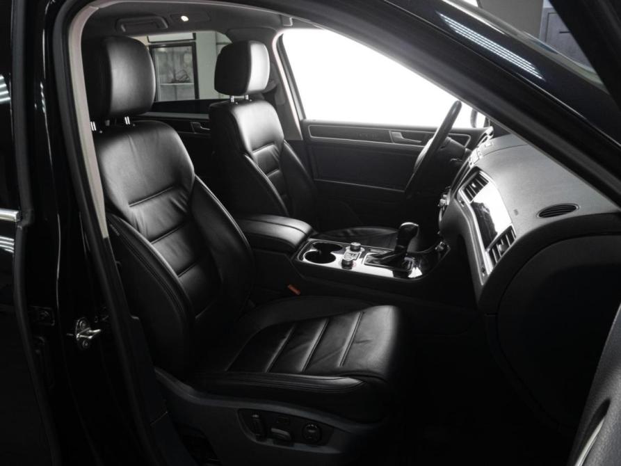 Volkswagen Touareg II Рестайлинг Тюмень  - изображение 9