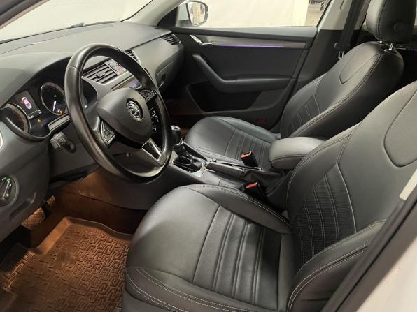 Skoda Octavia III (A7) Рестайлинг с пробегом 2017 года, цена 1 630 000 рублей, 176050 км, лифтбек, Автокод Объявления