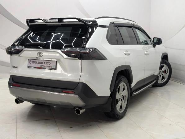 Toyota RAV4 V (XA50) с пробегом 2021 года, цена 2 750 000 рублей, 132113 км, внедорожник, Автокод Объявления